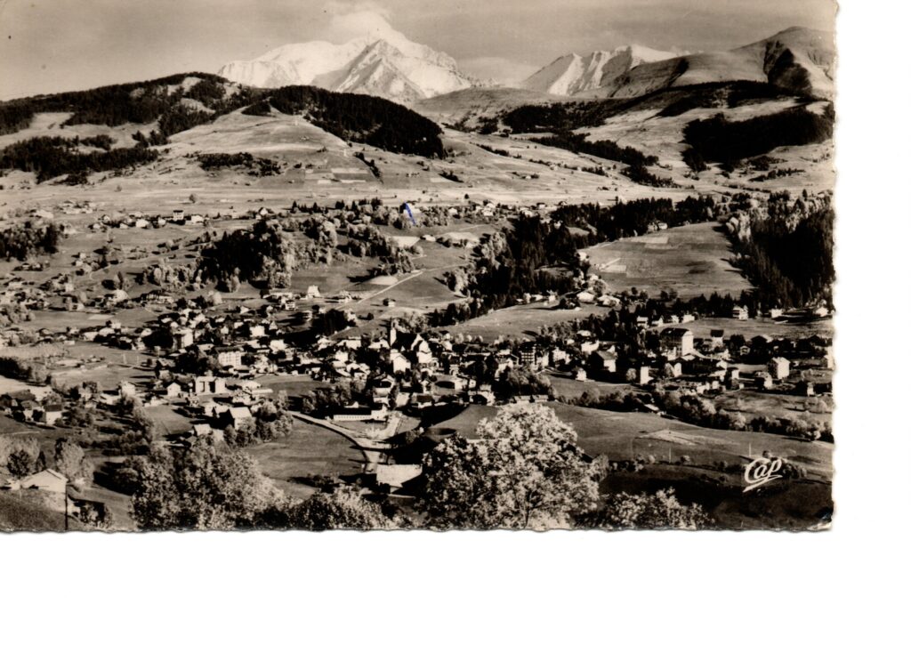 Carte postale ancienne de Megève avec le Mont-Blanc et le Mont d’Arbois